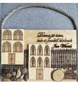 Dřevěná dekorace na zeď Doma jsi tam, kde si pověsíš klobouk