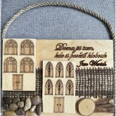 Dřevěná dekorace na zeď Doma jsi tam, kde si pověsíš klobouk